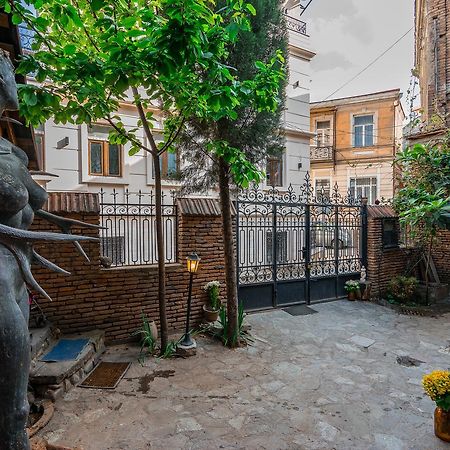 Gallery Apartment Tbilisi Luaran gambar
