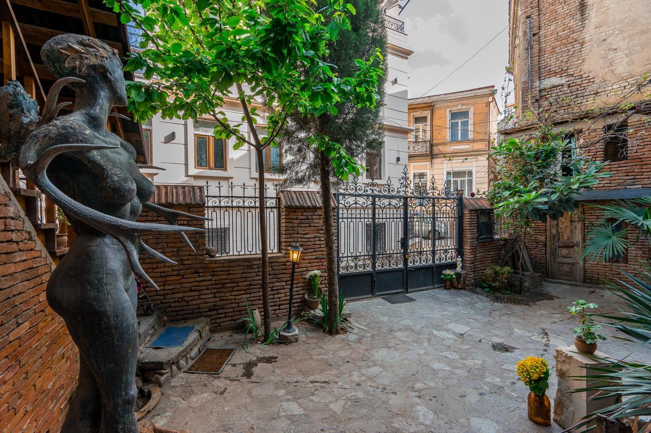 Gallery Apartment Tbilisi Luaran gambar