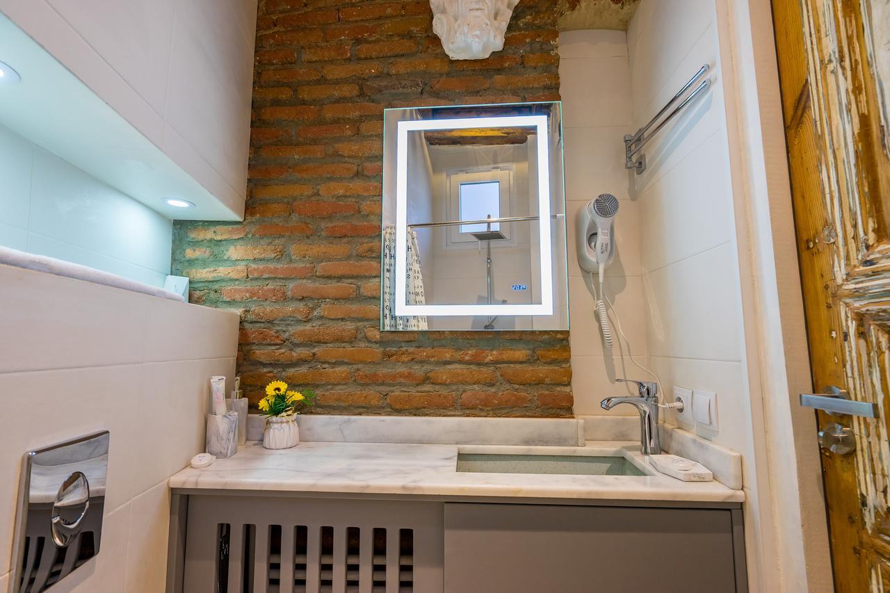 Gallery Apartment Tbilisi Luaran gambar