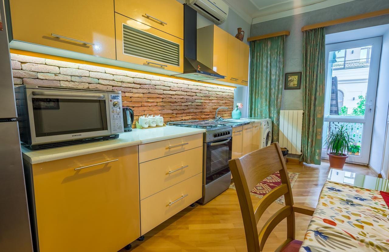 Gallery Apartment Tbilisi Luaran gambar