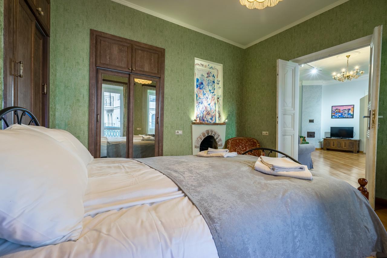 Gallery Apartment Tbilisi Luaran gambar