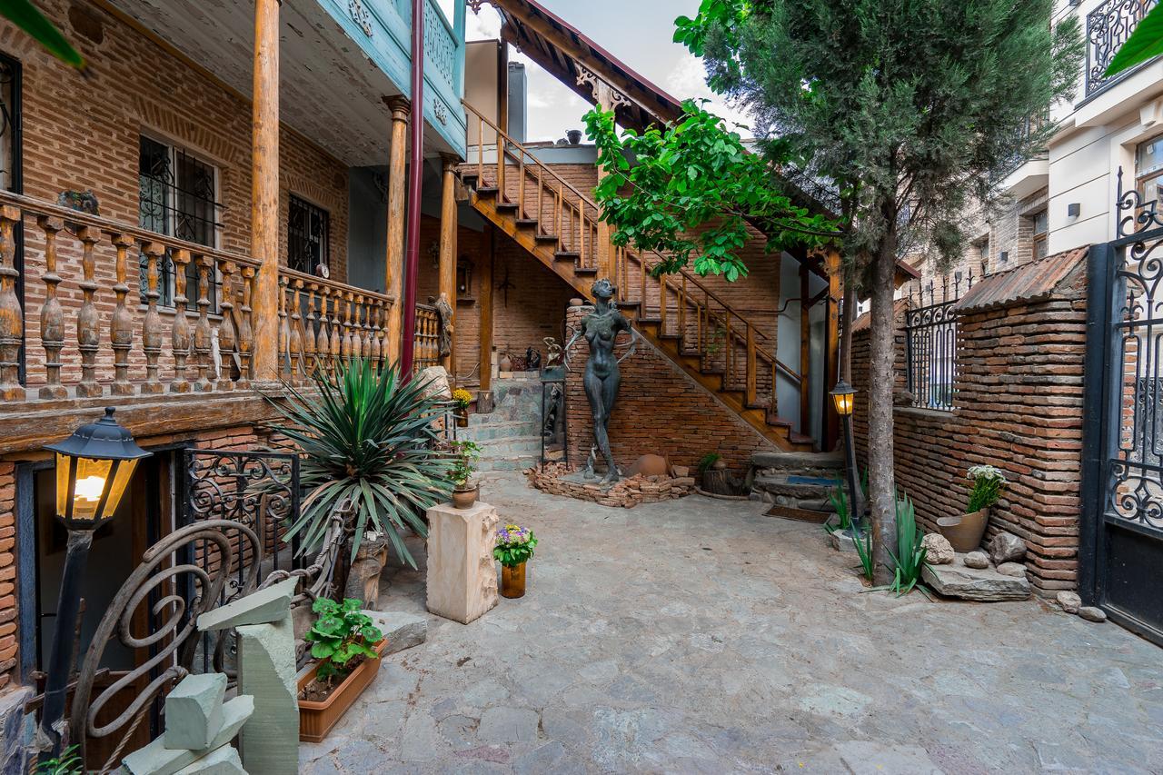 Gallery Apartment Tbilisi Luaran gambar